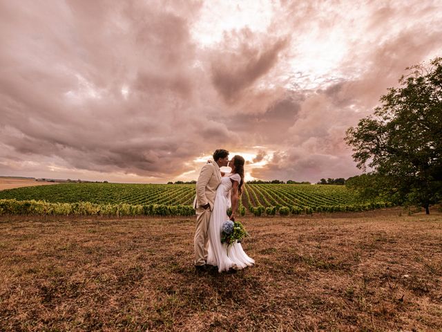 Le mariage de Damien et Anne-Charlotte à Léoville, Charente Maritime 42