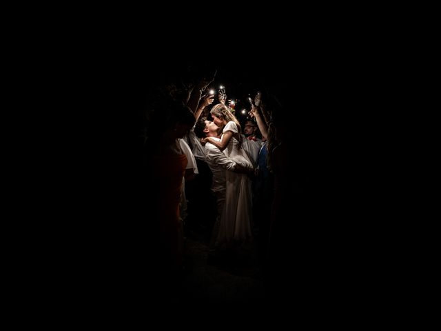 Le mariage de Damien et Anne-Charlotte à Léoville, Charente Maritime 57