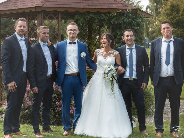 Le mariage de Pauline et Alexandre à Feuguerolles-Bully, Calvados 23