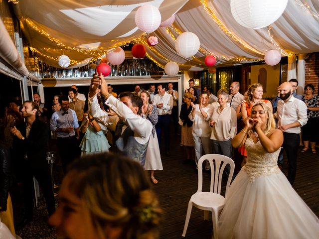 Le mariage de Antoine et Lisa à Saint-Lon-les-Mines, Landes 56