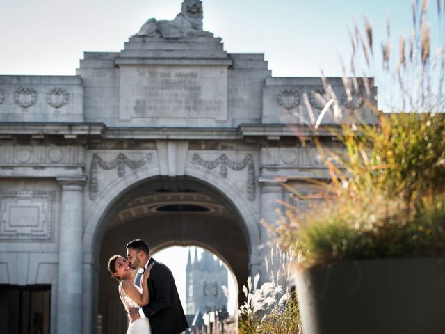 Le mariage de Simon et Sarah à Comines, Nord 38