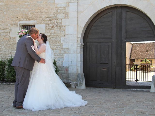 Le mariage de Clément et Lucile à Auvillars-sur-Saône, Côte d&apos;Or 6