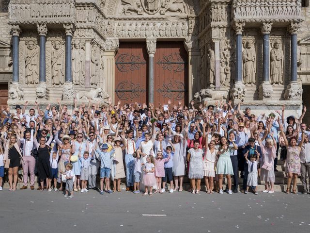 Le mariage de Maxime et Coralie à Arles, Bouches-du-Rhône 125