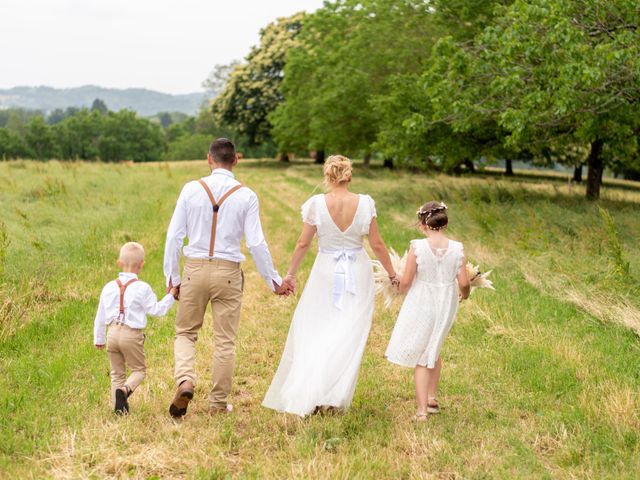 Le mariage de Paul et Servanne à Saint-Pardoux-l&apos;Ortigier, Corrèze 8