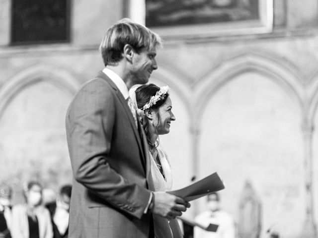 Le mariage de Bastien et Angélina à Saint-Émilion, Gironde 31