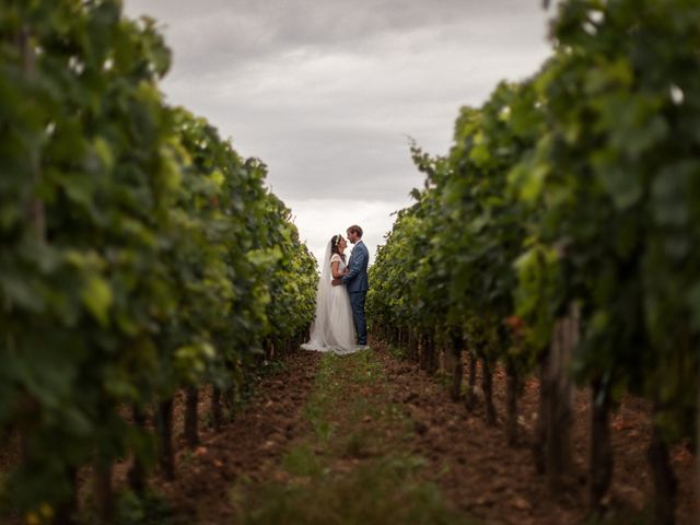 Le mariage de Bastien et Angélina à Saint-Émilion, Gironde 43