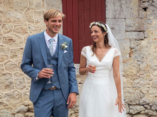 Le mariage de Bastien et Angélina à Saint-Émilion, Gironde 52