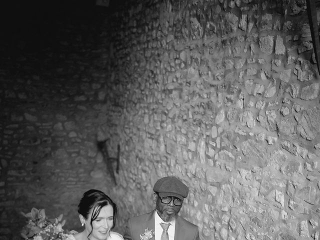 Le mariage de Amara et Vanessa à Fougères, Ille et Vilaine 10