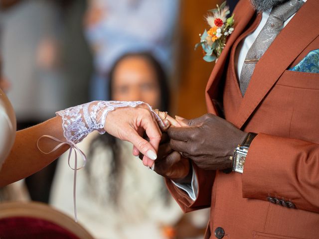 Le mariage de Amara et Vanessa à Fougères, Ille et Vilaine 13