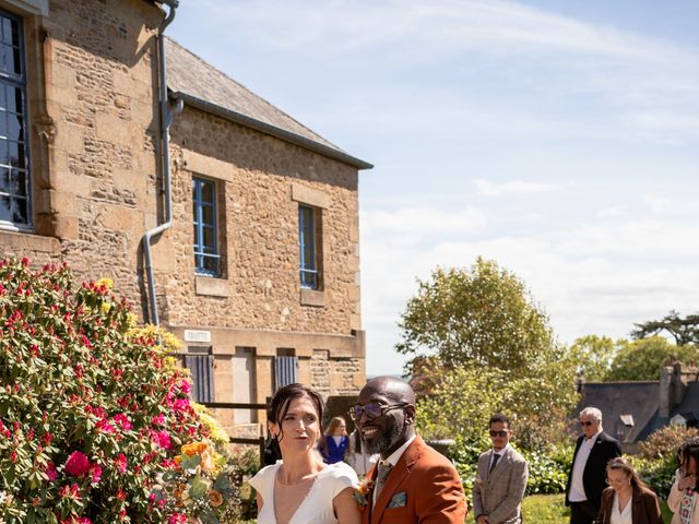 Le mariage de Amara et Vanessa à Fougères, Ille et Vilaine 17