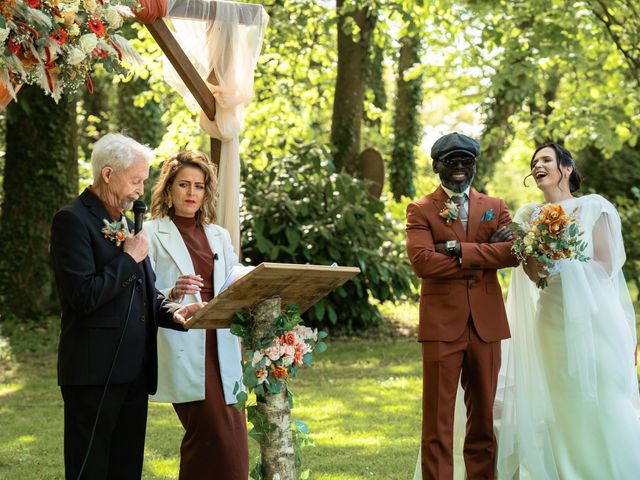 Le mariage de Amara et Vanessa à Fougères, Ille et Vilaine 20