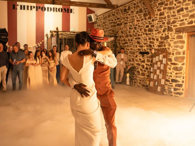 Le mariage de Amara et Vanessa à Fougères, Ille et Vilaine 41