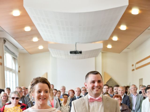 Le mariage de Thomas et Anne-Charlotte à Sandillon, Loiret 31