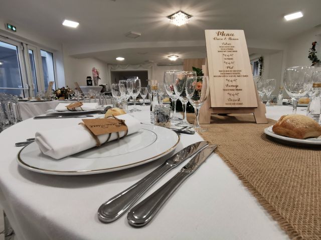 Le mariage de Renan et Claire à Bavent, Calvados 8