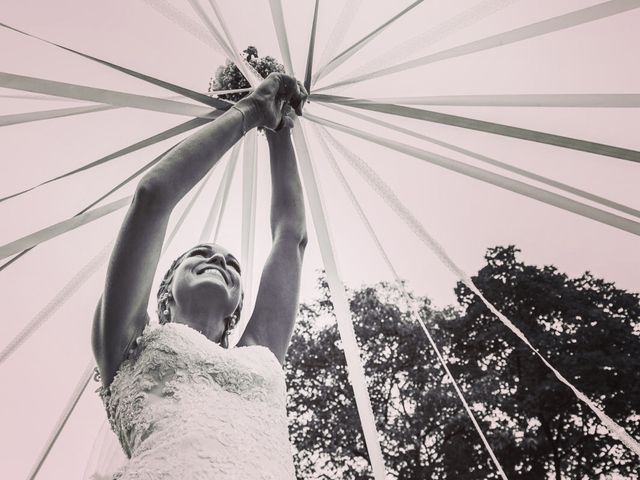 Le mariage de Oliver et Aude à Larroque , Tarn 9