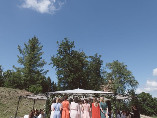 Le mariage de Alexis et Sarah à Saint-Priest-Bramefant, Puy-de-Dôme 13