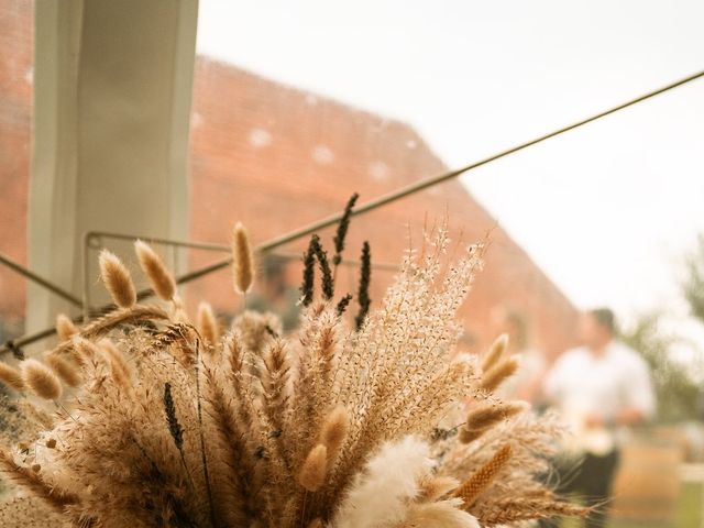 Le mariage de Pierre-Jean et Juliette à Salives, Côte d&apos;Or 14