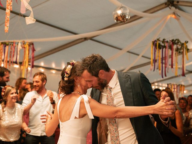 Le mariage de Pierre-Jean et Juliette à Salives, Côte d&apos;Or 42