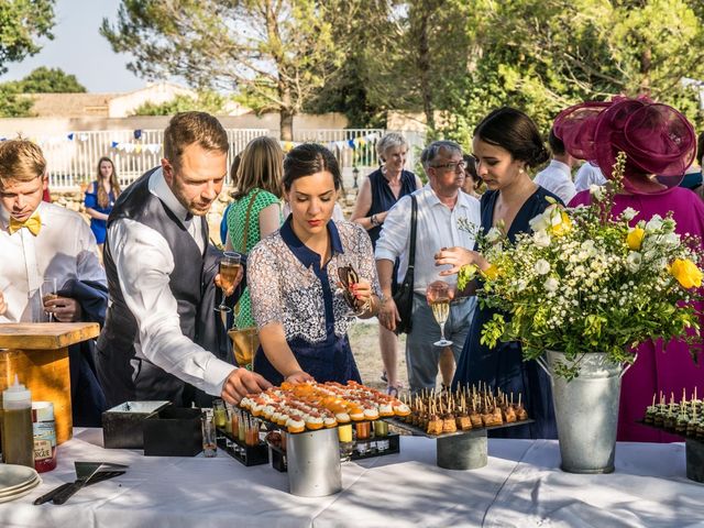 Le mariage de Marc et Anne-Laure à Uzès, Gard 12