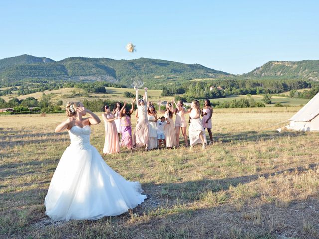 Le mariage de Mikaël et Cristelle à Noyers-sur-Jabron, Alpes-de-Haute-Provence 105