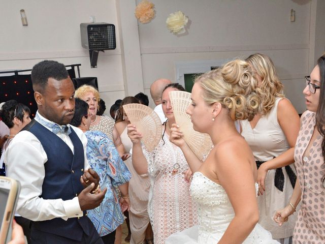 Le mariage de Mikaël et Cristelle à Noyers-sur-Jabron, Alpes-de-Haute-Provence 128