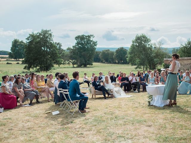 Le mariage de Adrien et Sabine à Sens-Beaujeu, Cher 26