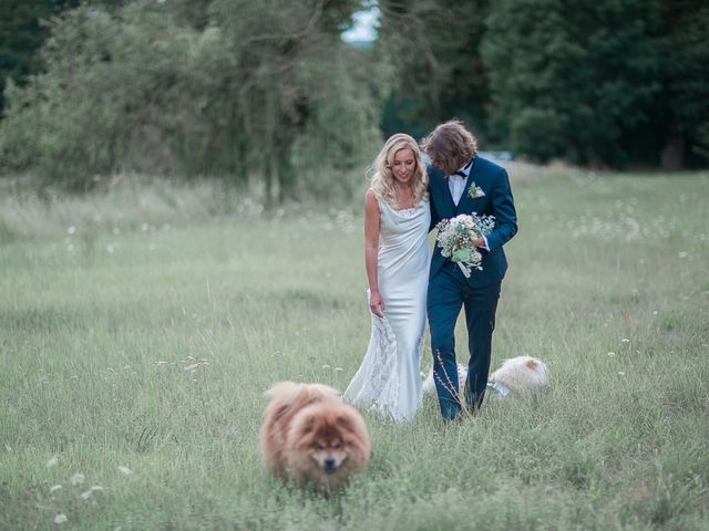 Le mariage de Adrien et Sabine à Sens-Beaujeu, Cher 72