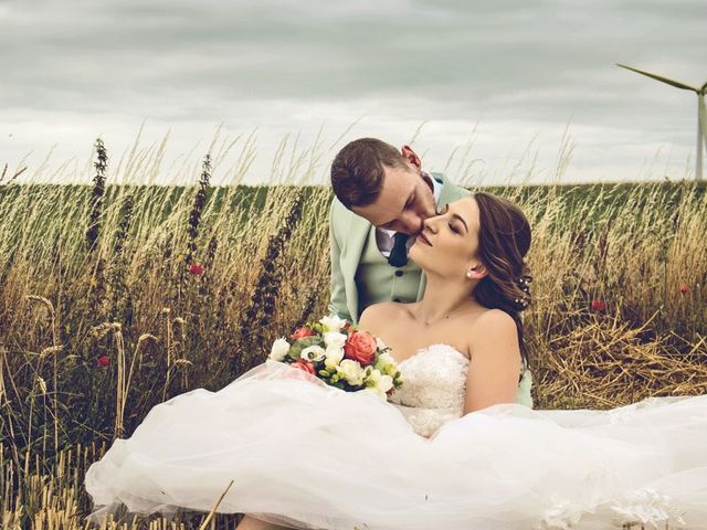 Le mariage de Jeremy  et Lou à Ghissignies, Nord 7