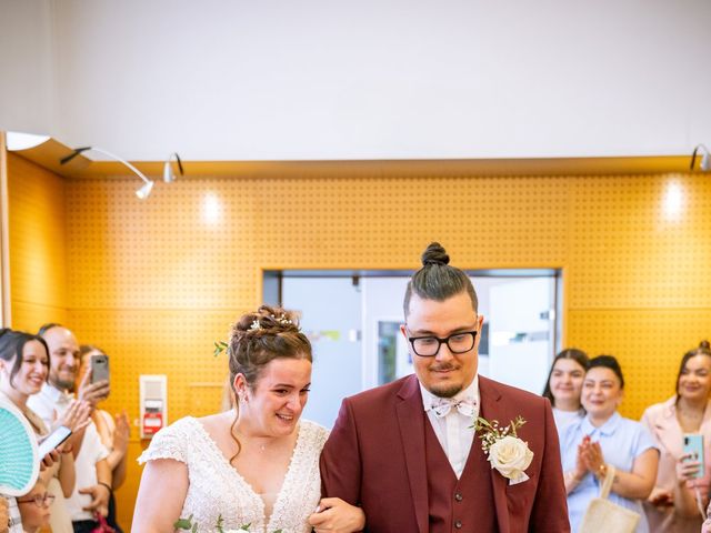 Le mariage de Aurélie et Florent à Vieux-Charmont, Doubs 8