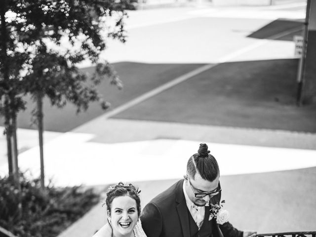 Le mariage de Aurélie et Florent à Vieux-Charmont, Doubs 40