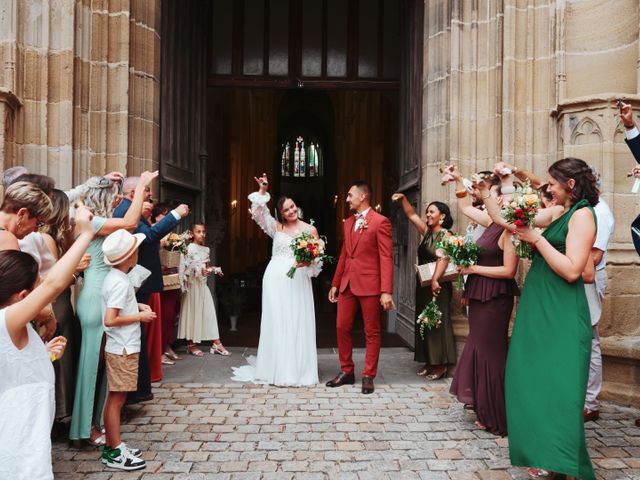 Le mariage de Kévin et Mariette à Neuvy, Allier 11