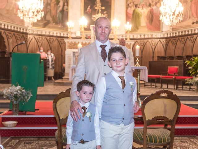 Le mariage de Cédric et Fabienne  à Servian, Hérault 16