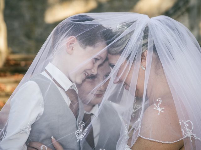 Le mariage de Cédric et Fabienne  à Servian, Hérault 25