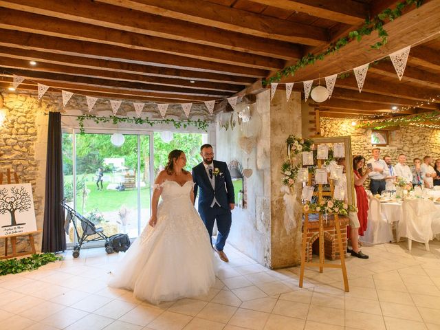 Le mariage de Angélique  et Mario  à Saint-Laurent-Nouan, Loir-et-Cher 9