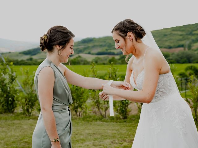 Le mariage de Krys et Mathilde à Aydat, Puy-de-Dôme 40