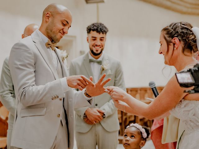 Le mariage de Krys et Mathilde à Aydat, Puy-de-Dôme 67