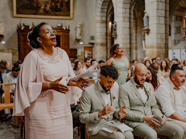 Le mariage de Krys et Mathilde à Aydat, Puy-de-Dôme 70