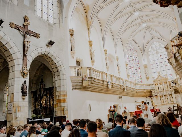 Le mariage de Krys et Mathilde à Aydat, Puy-de-Dôme 71