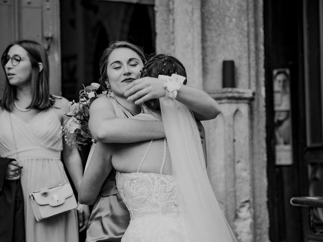 Le mariage de Krys et Mathilde à Aydat, Puy-de-Dôme 92