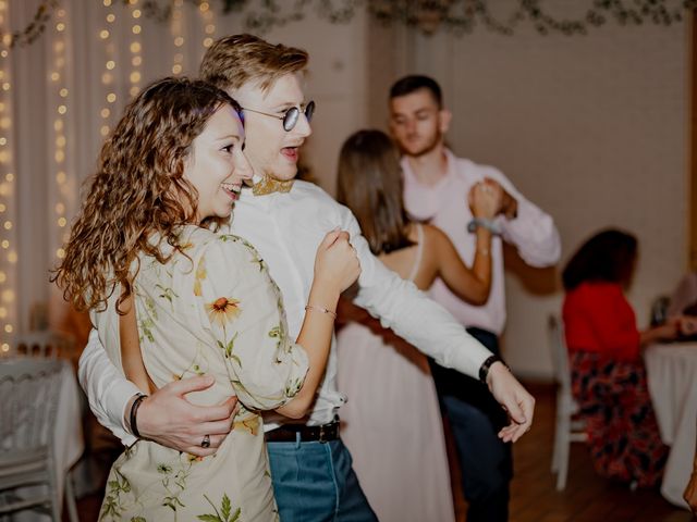 Le mariage de Krys et Mathilde à Aydat, Puy-de-Dôme 239