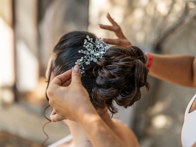 Le mariage de Elijah et Magali à Châteauneuf-sur-Isère, Drôme 7