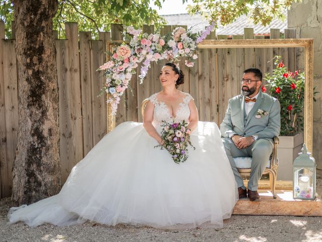 Le mariage de Elijah et Magali à Châteauneuf-sur-Isère, Drôme 21