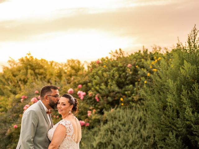 Le mariage de Elijah et Magali à Châteauneuf-sur-Isère, Drôme 25