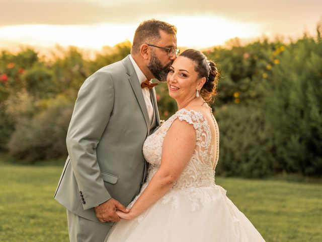 Le mariage de Elijah et Magali à Châteauneuf-sur-Isère, Drôme 26