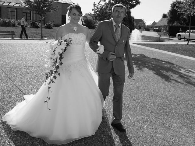 Le mariage de Tony et Severine à Porte-Joie, Eure 7