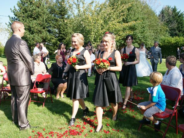 Le mariage de Tony et Severine à Porte-Joie, Eure 25