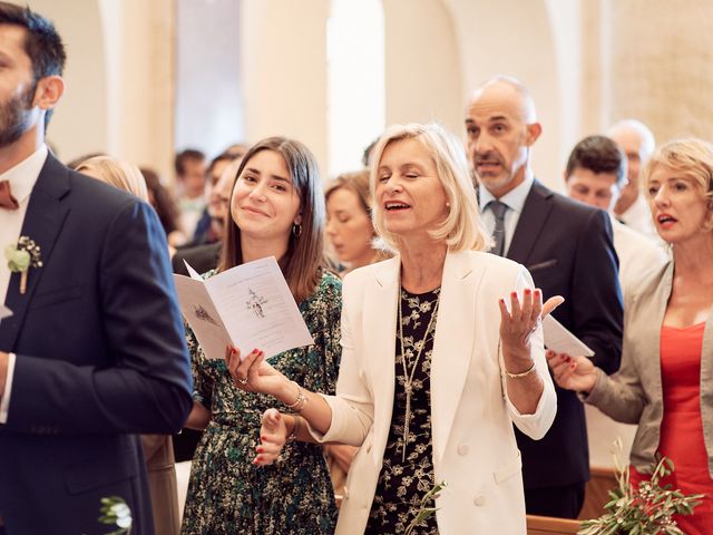 Le mariage de Elodie et Alexandre à Mirabel-et-Blacons, Drôme 56