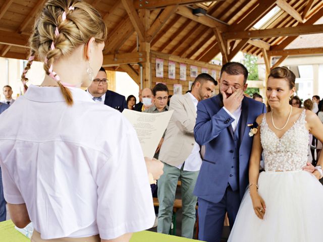 Le mariage de Valentin et Camille à Savigny-le-Sec, Côte d&apos;Or 26