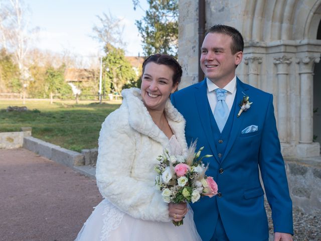 Le mariage de Baptiste et Marine à Saint-Didier-la-Forêt, Allier 15