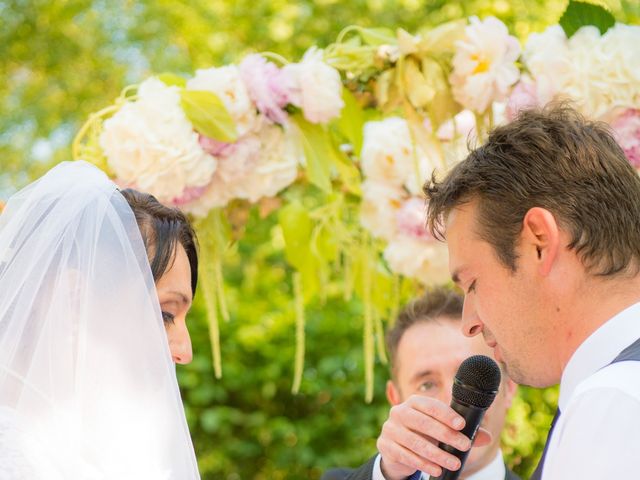 Le mariage de Dominique et Nataliya à La Chapelle-de-Guinchay, Saône et Loire 8